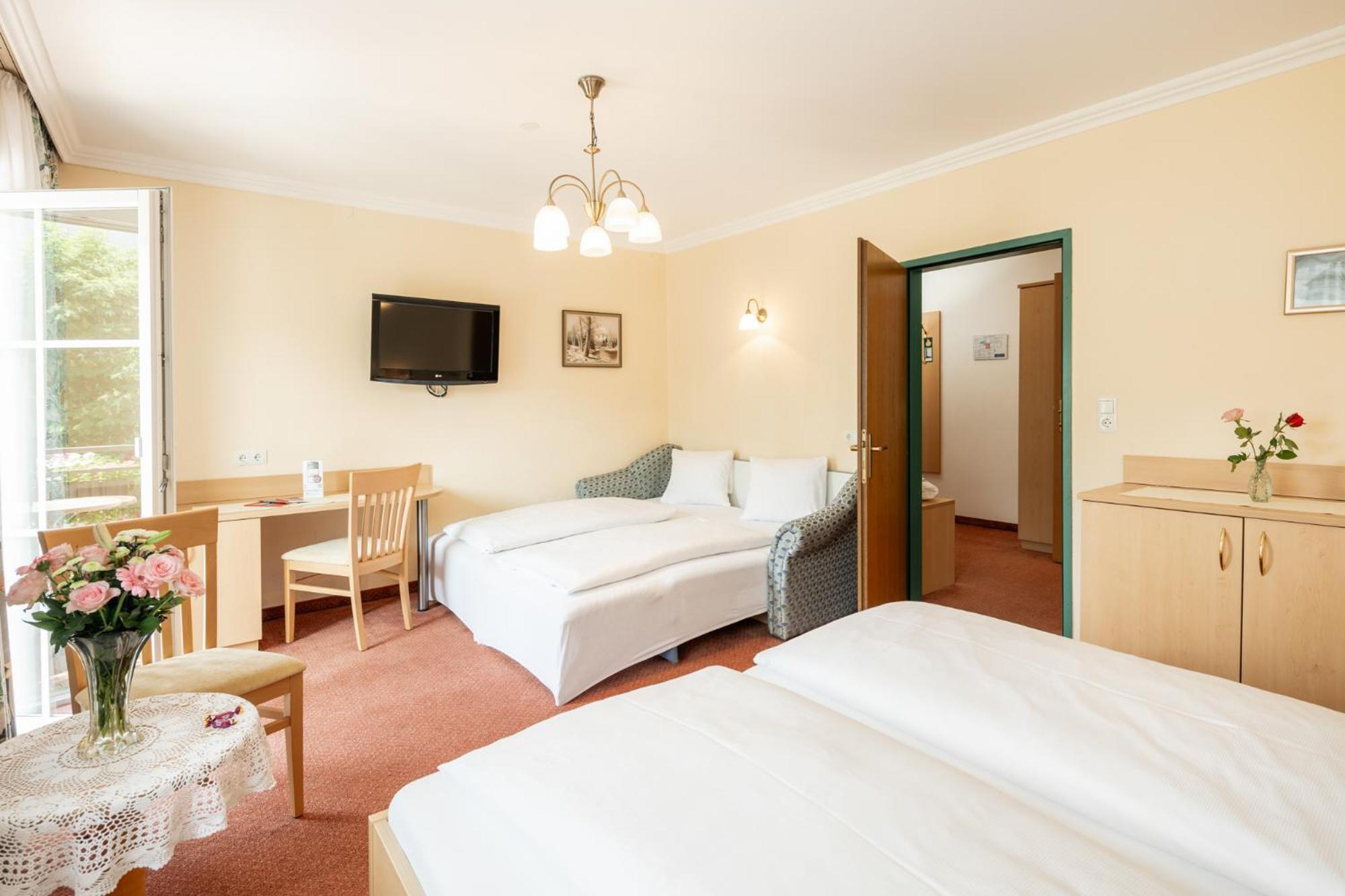 Landhotel Stofflerwirt Санкт-Михель  Экстерьер фото