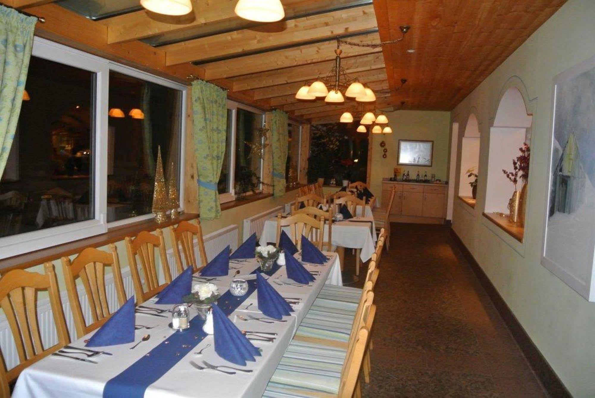 Landhotel Stofflerwirt Санкт-Михель  Экстерьер фото